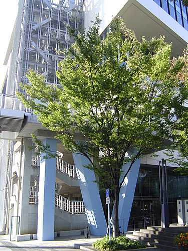 横浜 センター北 横浜市営地下鉄 ブルーライン グリーンライン YOTSUBAKO(ヨツバコ)